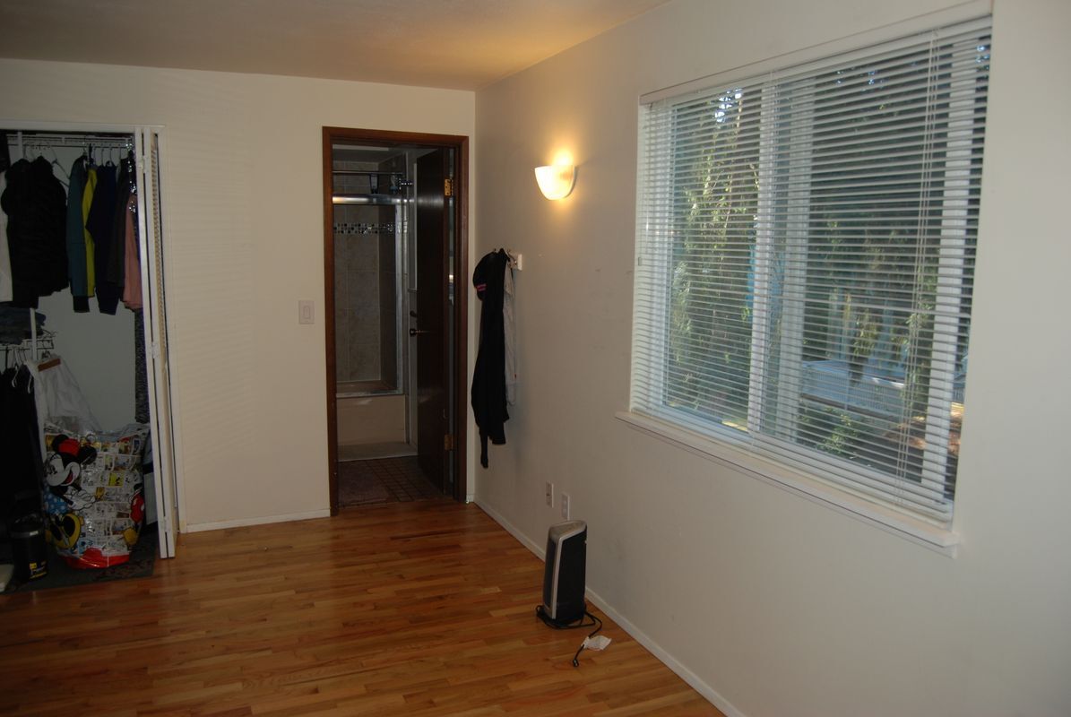 Building Photo - 13310 NE 74th St