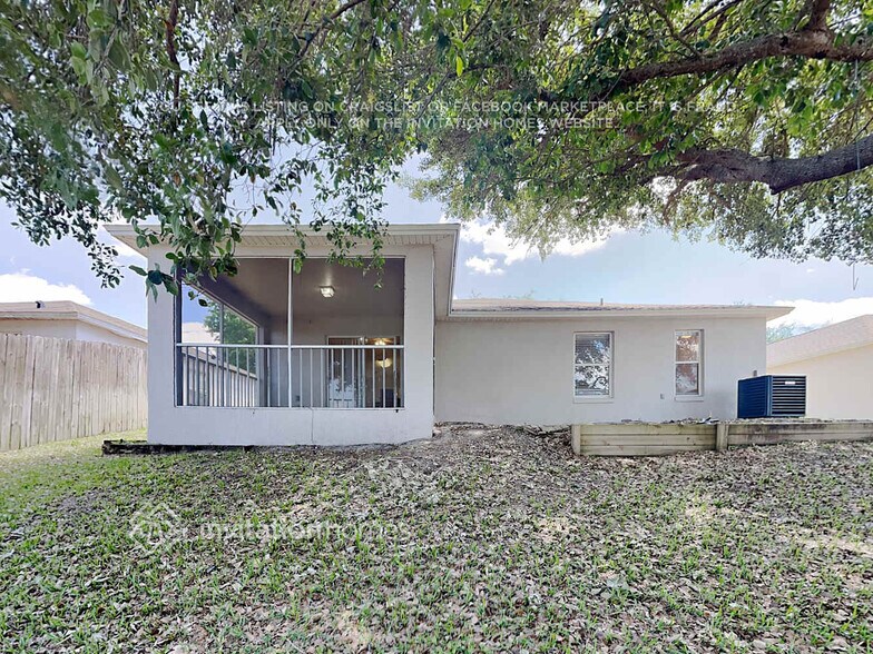 Building Photo - 110 China Berry Cir