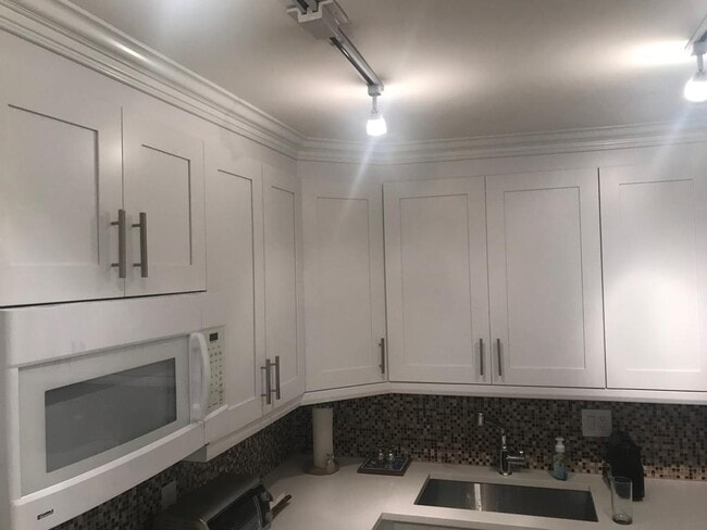 Building Photo - 7787 SW 86th St