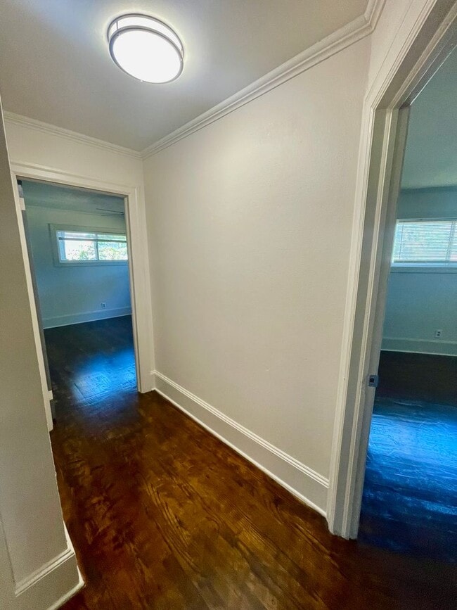 Building Photo - Ranch Style 3 Bedroom 2 Bath and 2 car gar...