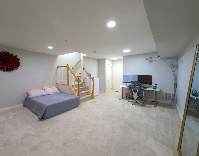 Building Photo - 47 Mallard Pl