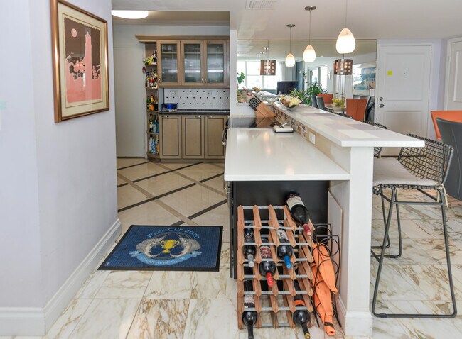 Building Photo - 2600 N Flagler Dr