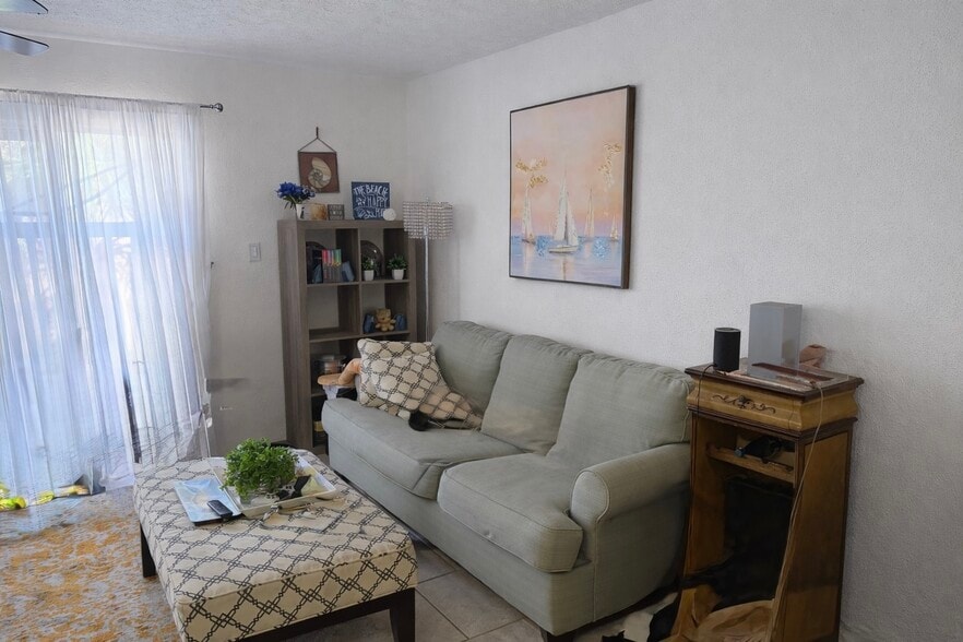 Building Photo - 3730 42nd Way S