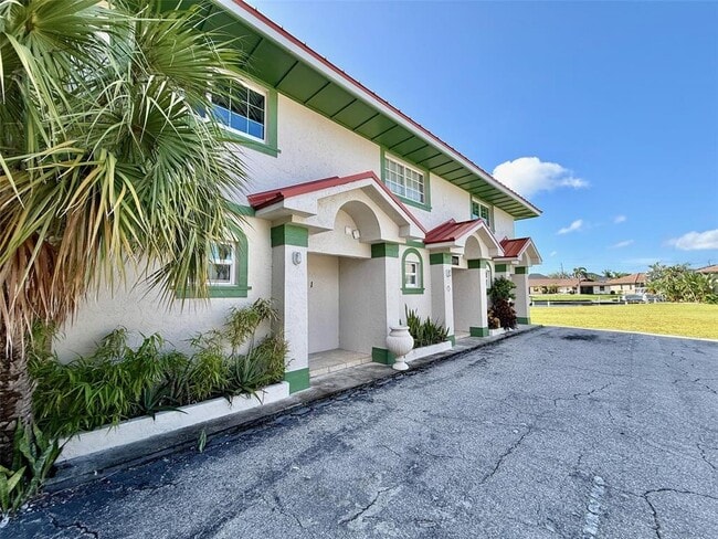 Building Photo - 1350 Mediterranean Dr