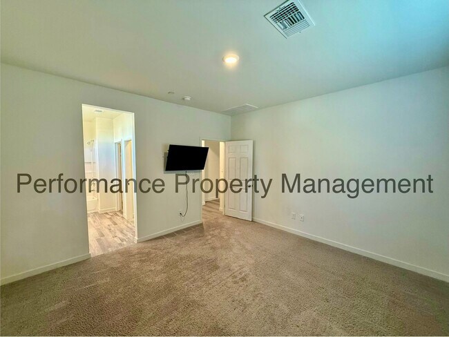 Building Photo - 6500 Rugby Ct