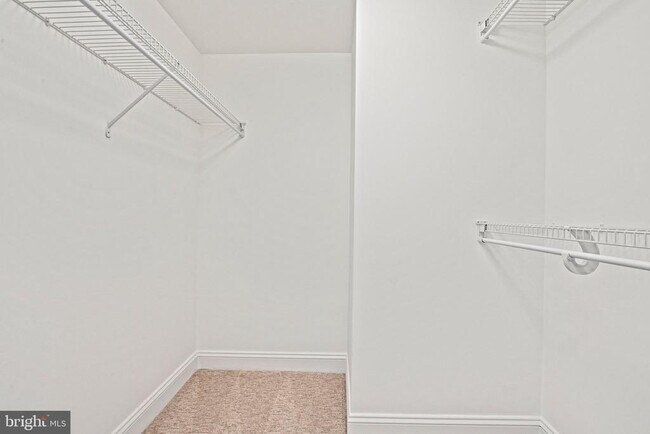 Building Photo - 11760 Sunrise Valley Dr