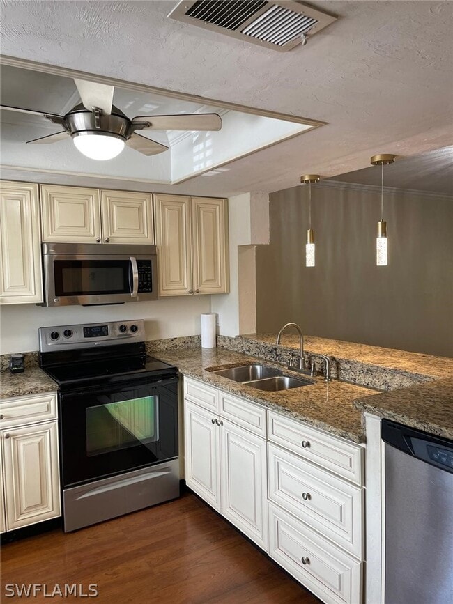 Building Photo - 2385 Naples Trace Cir