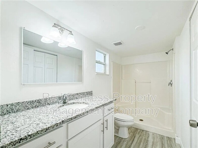 Building Photo - 11931 Palm Bay Court