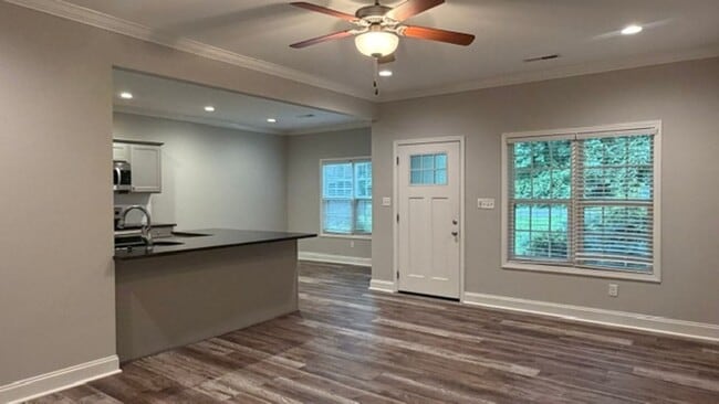 Building Photo - 704 Chilhowee Cir