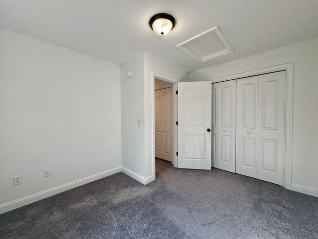 Building Photo - 116-118 Seavey Street