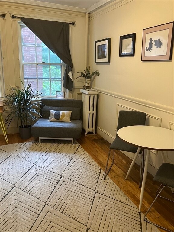 Building Photo - 41 Linnaean St