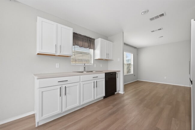 Building Photo - 4612 Peralta Hts Wy