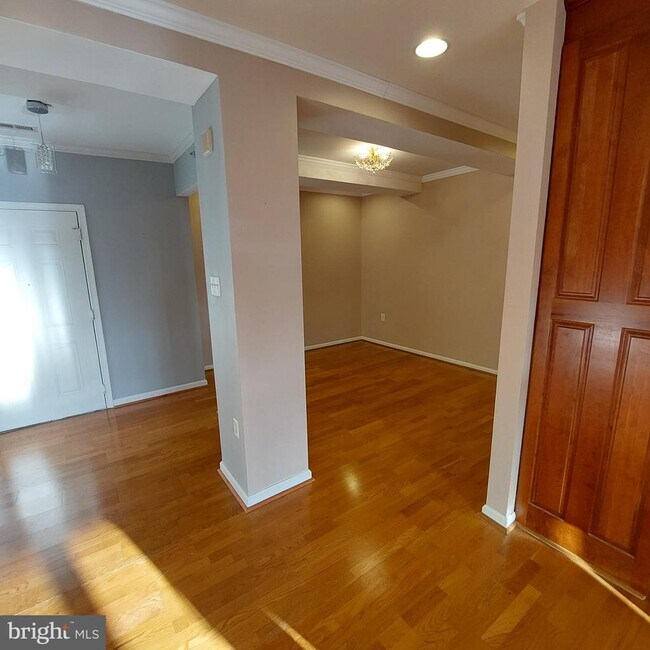 Building Photo - 12251 Roundwood Rd