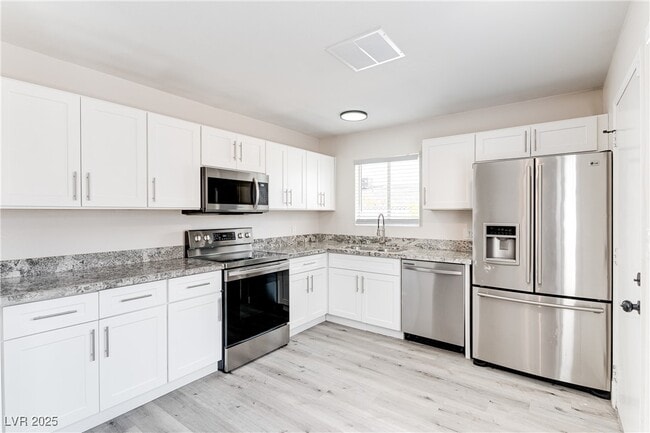 Building Photo - 1516 Saylor Way