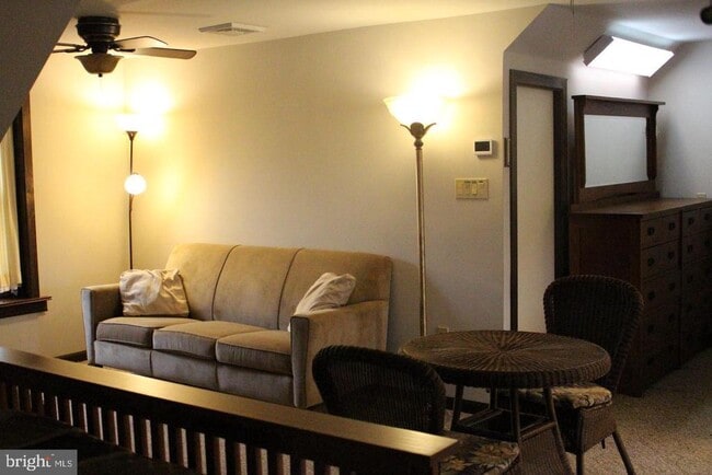 Building Photo - 1934 Bleim Rd