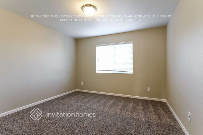 Building Photo - 16516 25th Ave Ct E