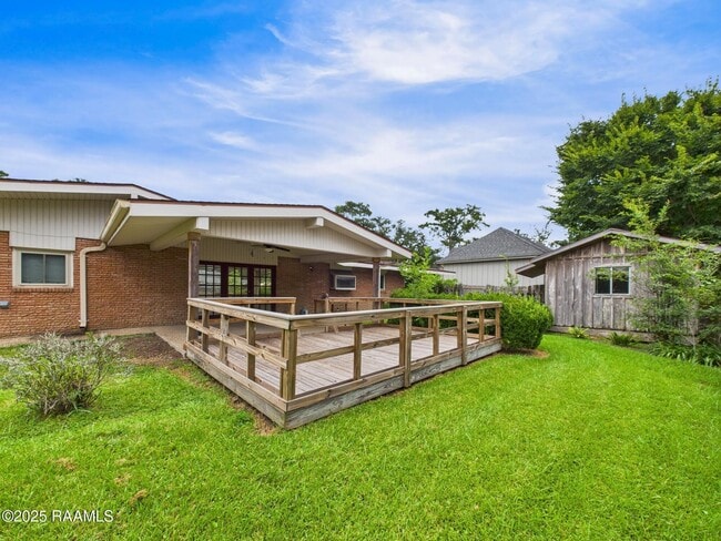 Building Photo - 406 Indian Mound Rd