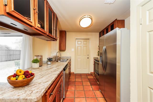 Building Photo - 813 Hudson Dr