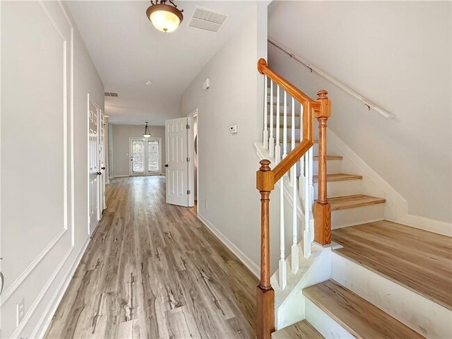 Building Photo - 1645 Southgate Mill Dr