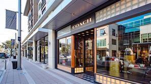 Building Photo - 6129 Echelon Way