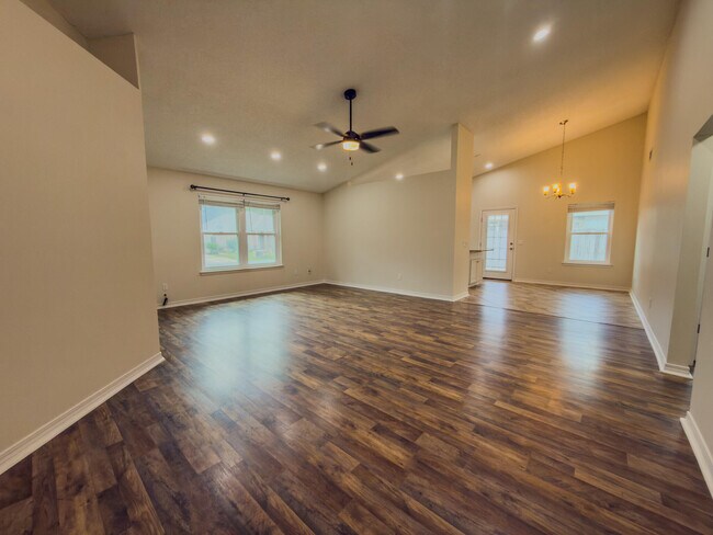 Building Photo - 1783 Ivalea Cir