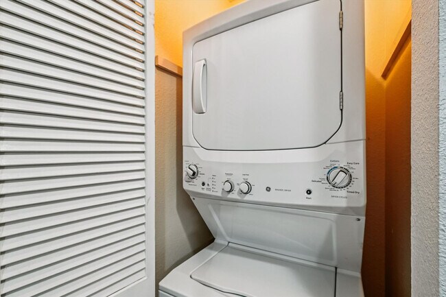 Building Photo - 17751 Panama City Beach Pkwy