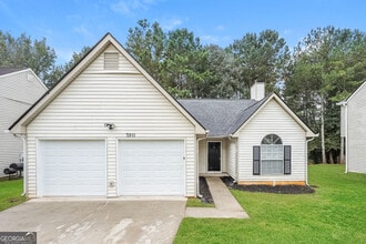 Building Photo - 7911 Woodlake Dr