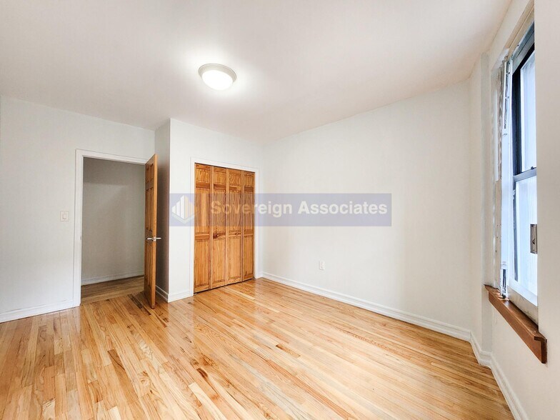 Building Photo - 112 Haven Ave