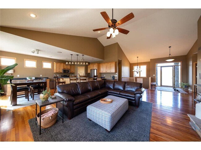 Building Photo - 6531 Century Ln