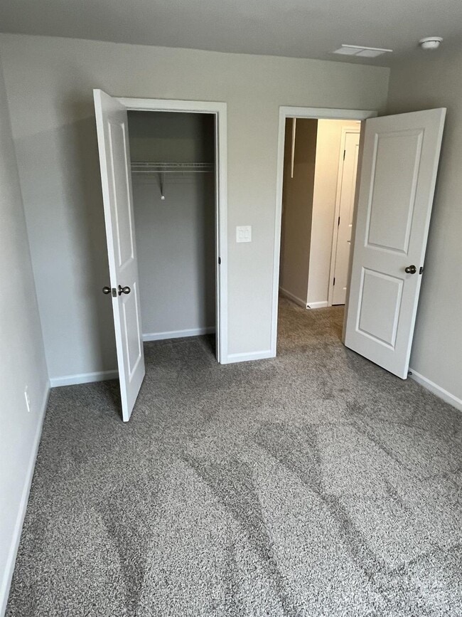 Building Photo - 1890 Old Rivers Rd