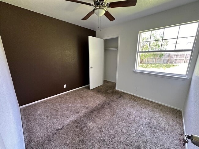 Building Photo - 2312 Rachael Ct