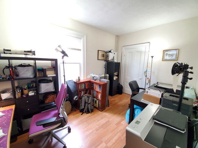 Building Photo - 30 Garland Ave