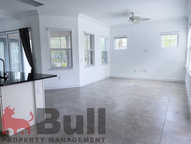 Building Photo - 14014 Dunant Ln