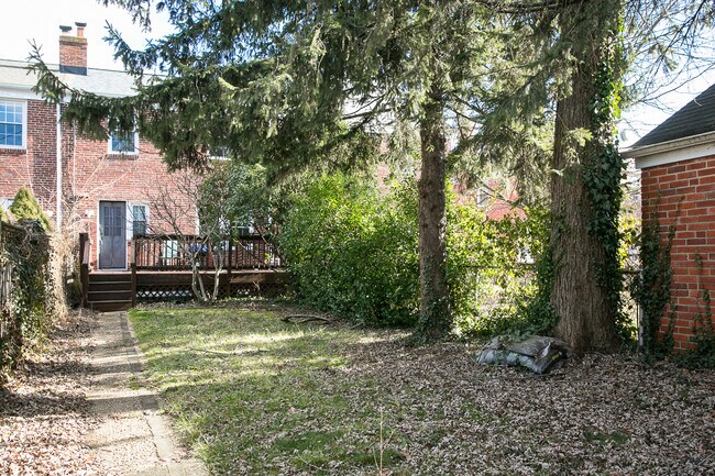 Building Photo - 1715 Glen Ridge Road