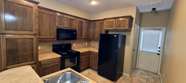 Building Photo - 7252 Mansions Dr