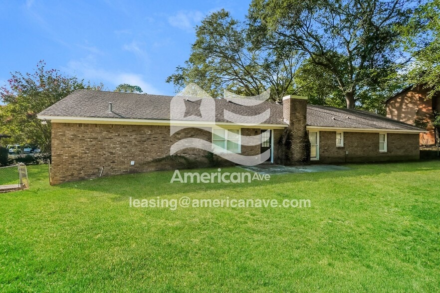 Building Photo - 4302 Castlewood Pkwy