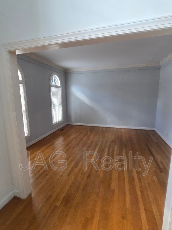 Building Photo - 3004 Honor Ct