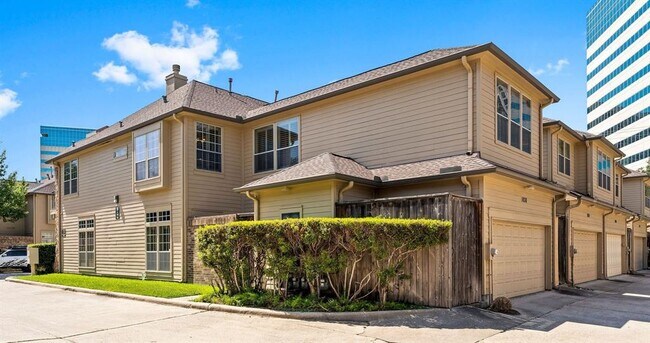 Building Photo - 1038 Memorial Village Dr