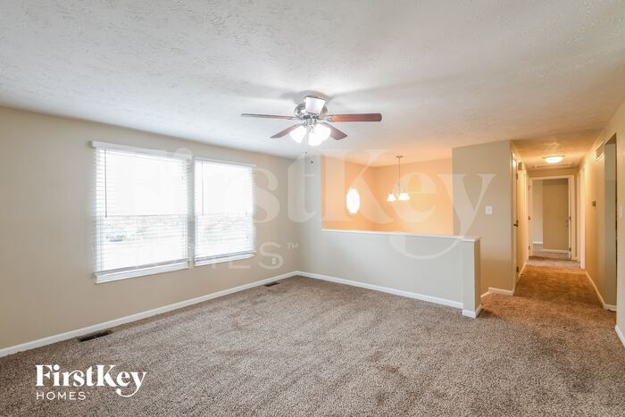 Building Photo - 639 Shady Creek Ct
