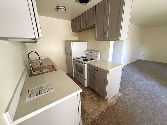 Building Photo - Charming Ground-Level 2?Bed / 1?Bath in Alameda –