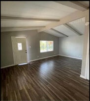 Building Photo - 1276 E Silktassel Trl