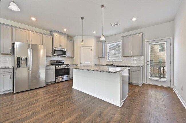 Building Photo - 3798 Hidden Valley Cir