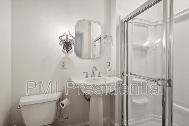 Building Photo - 507 N 1st St