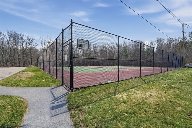 Building Photo - 180 Main St