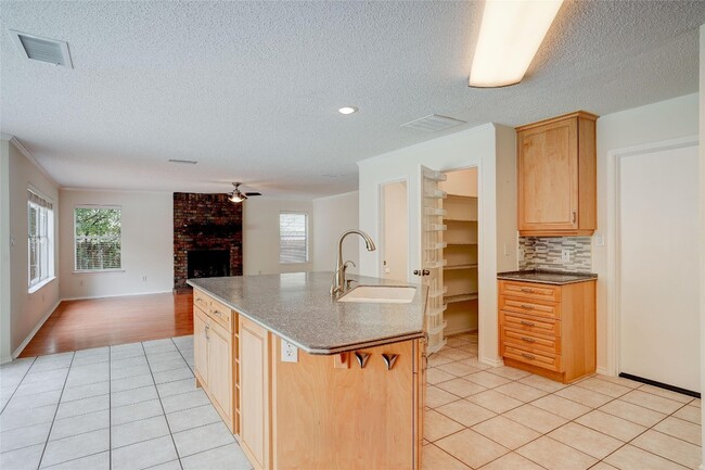 Building Photo - 7604 Napier Trail