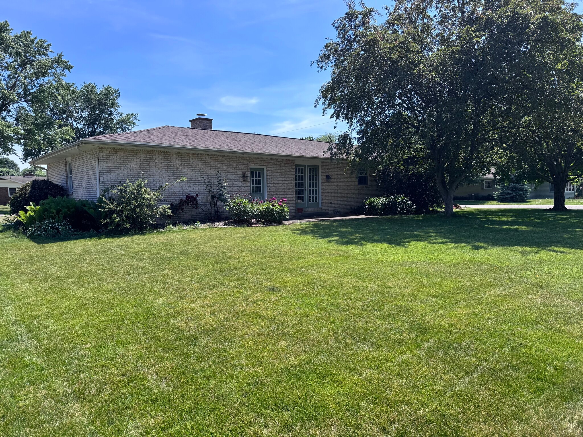 Building Photo - 1316 Oriole Dr