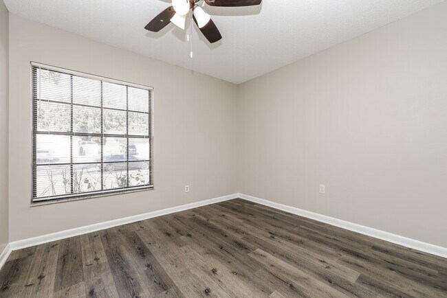 Building Photo - 16536 Forestlake Dr