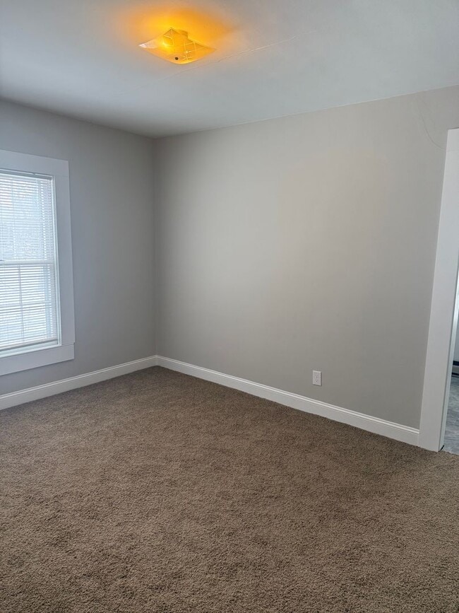 Building Photo - Adorable 1 Bedroom in Dunleath Historic District