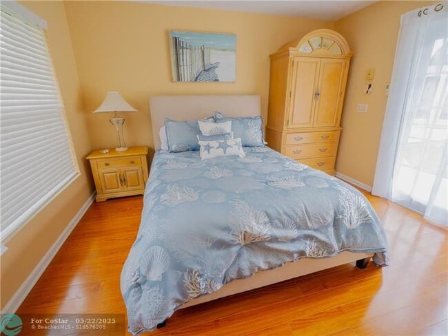 Building Photo - 20107 Ocean Key Dr