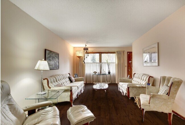 Building Photo - 5417 Emerson Ave S